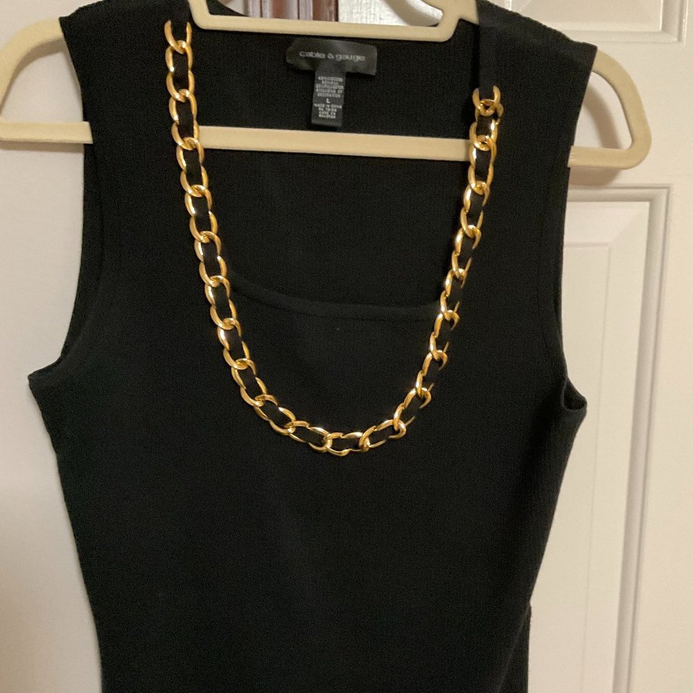 Cable and Gauge Black sleeveless sweater